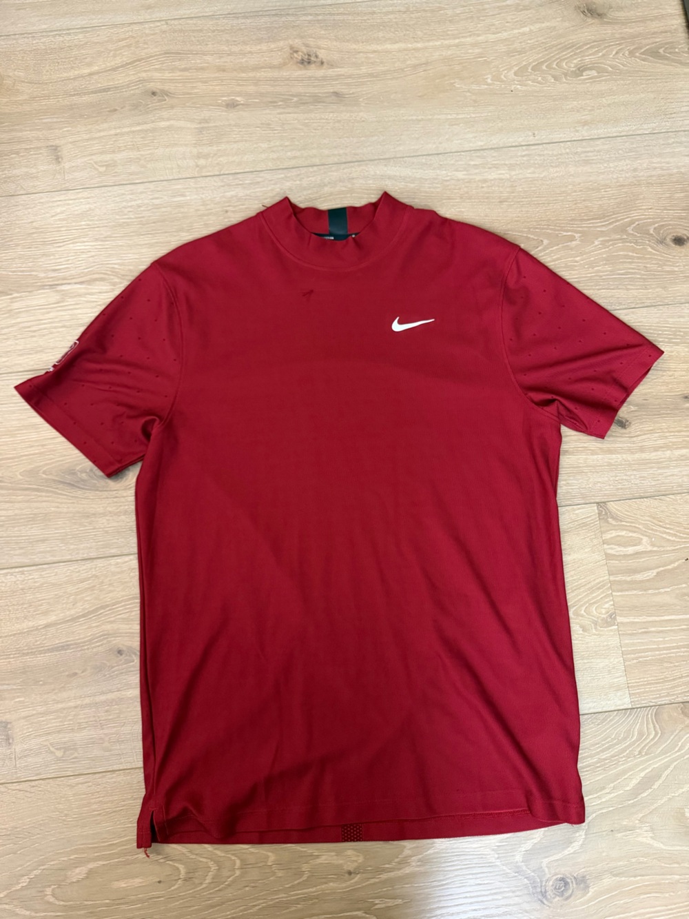 Nike Tiger Woods Mockneck TPC Sawgrass - note: small loose stich on front (photo